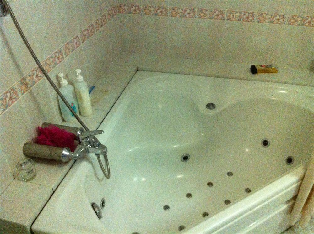 Hotel A25 - 35 Mac Thi Buoi Ho Chi Minh City