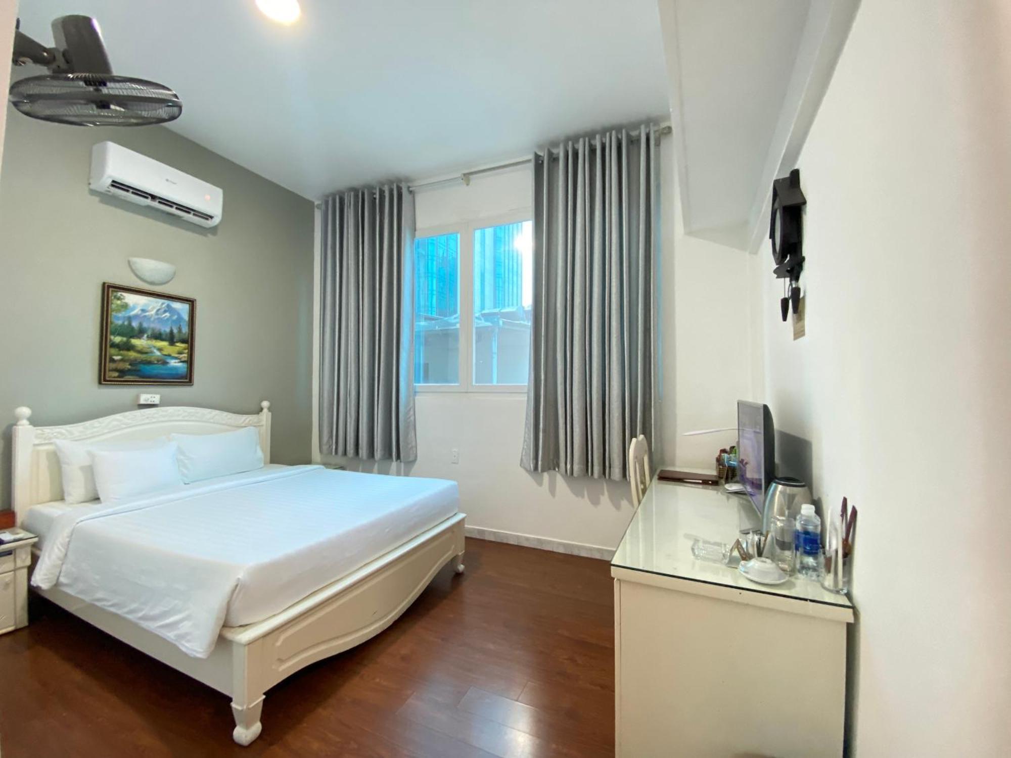 A25 - 35 Mạc Thị Bưởi Khách sạn